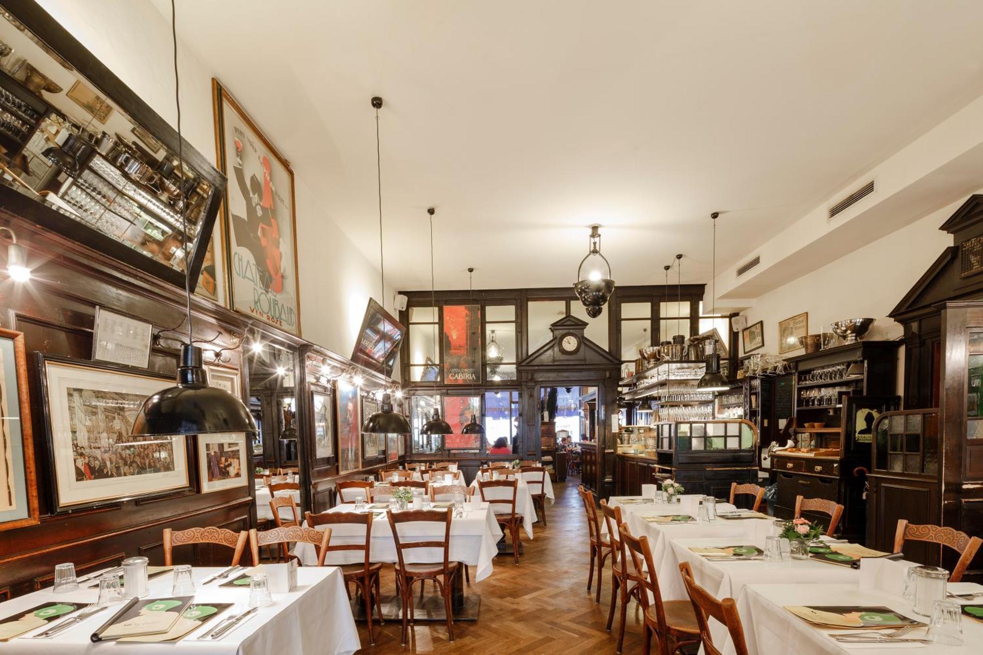 Hotel Orphee - Grosses Haus レーゲンスブルク エクステリア 写真