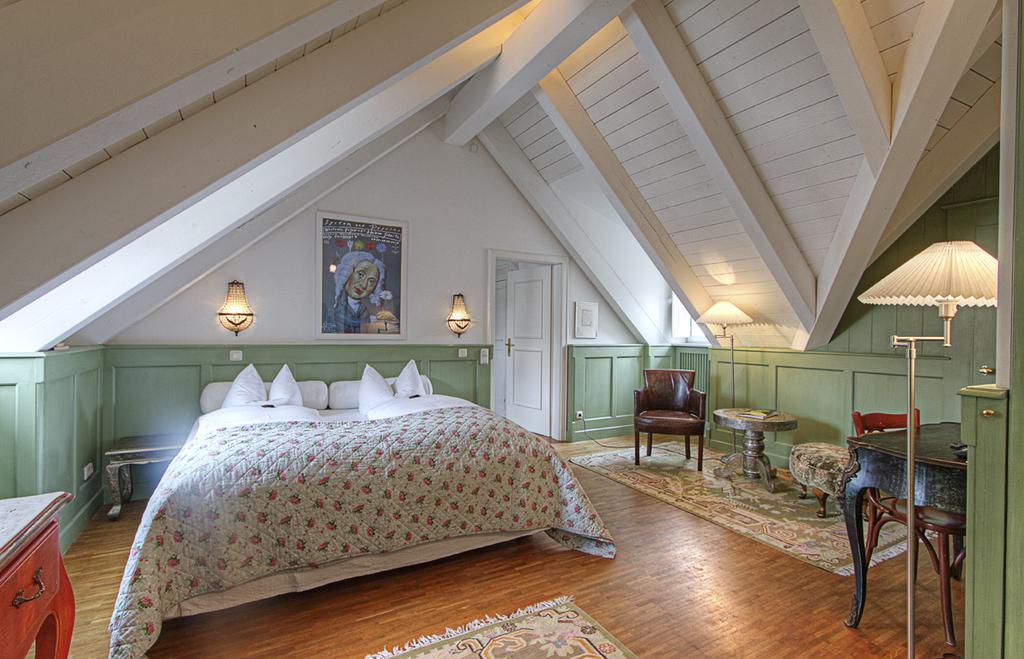 Hotel Orphee - Grosses Haus レーゲンスブルク エクステリア 写真