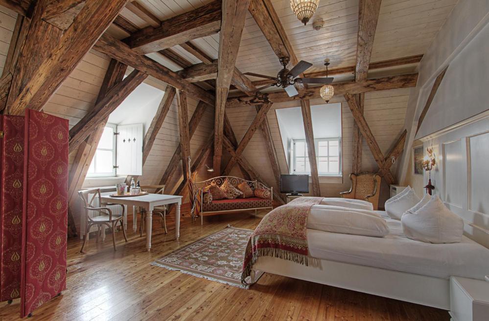 Hotel Orphee - Grosses Haus レーゲンスブルク 部屋 写真