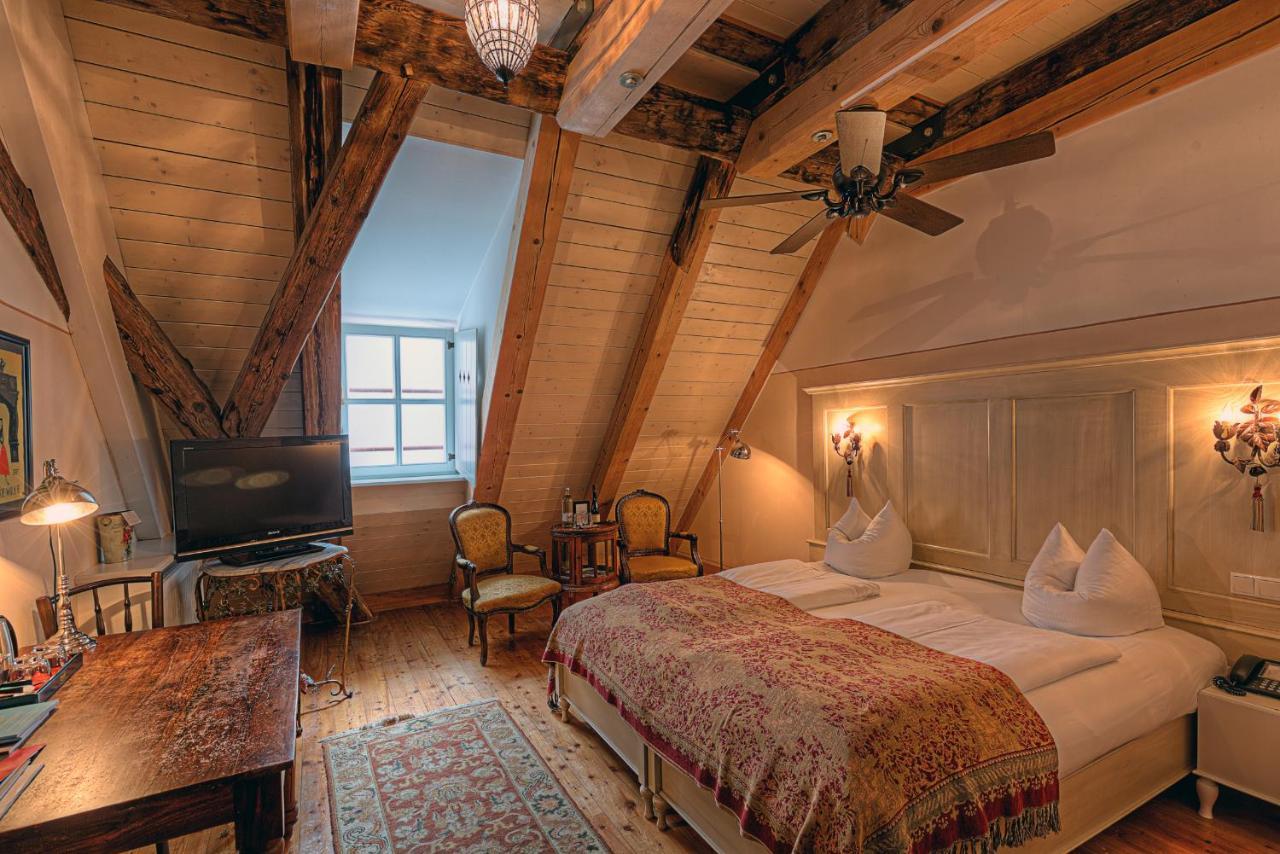 Hotel Orphee - Grosses Haus レーゲンスブルク エクステリア 写真